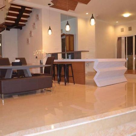 באטו Villa Agro Kusuma Pinus R7 מראה חיצוני תמונה